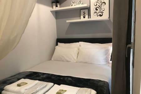 Cozy Studio 50M From Sea Atenas Exterior foto